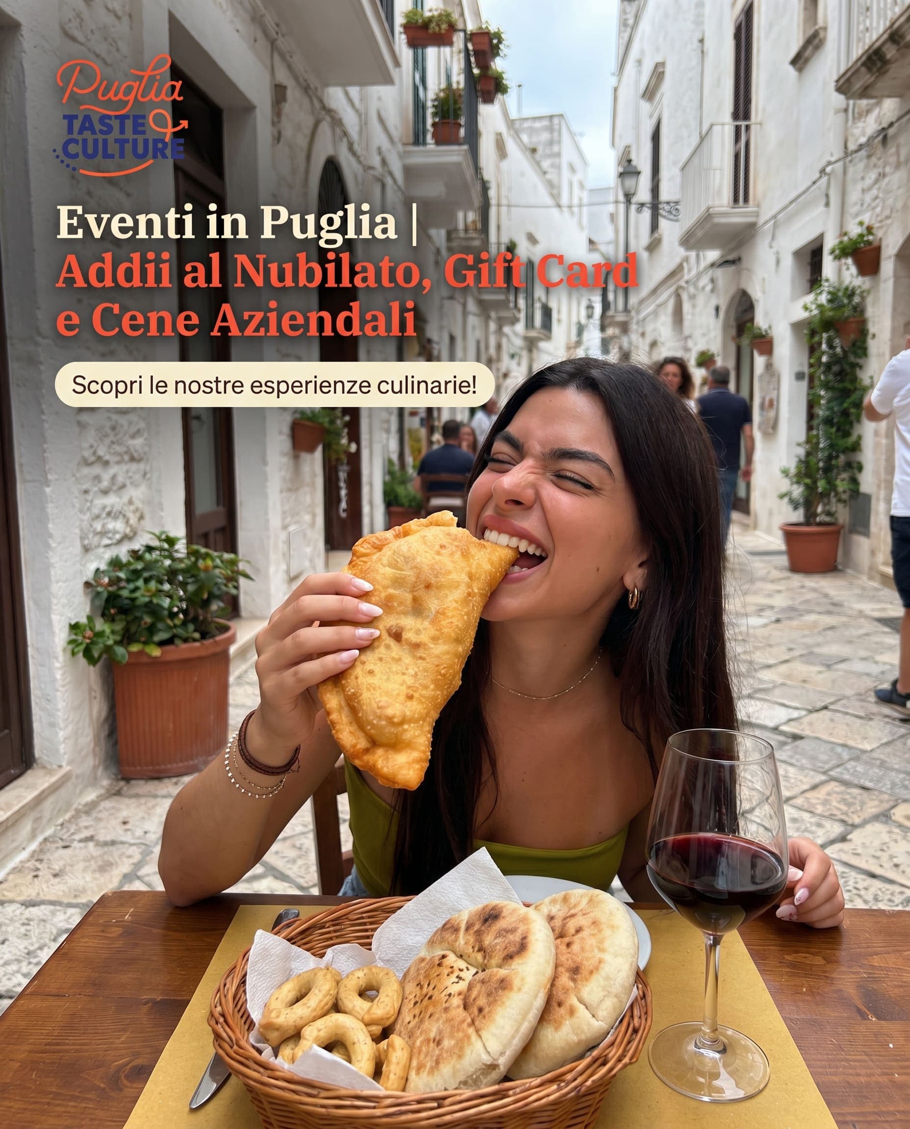 Carosello social Puglia Taste & Culture: una ragazza assaggia un panzerotto in un vicolo del centro storico, "Eventi in Puglia: addii al nubilato, gift card e cene aziendali"